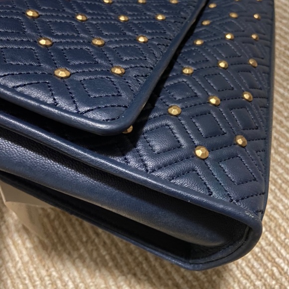 SOLD New Tory Burch Fleming Stud Large Shoulder Bag Navy - Picture 8 of 12